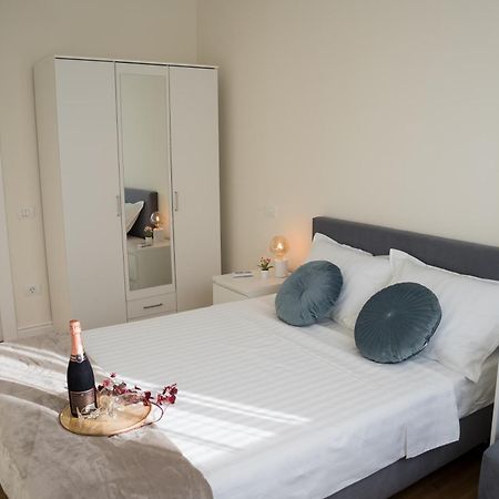 Azaleea Apartments Bukarest Kültér fotó