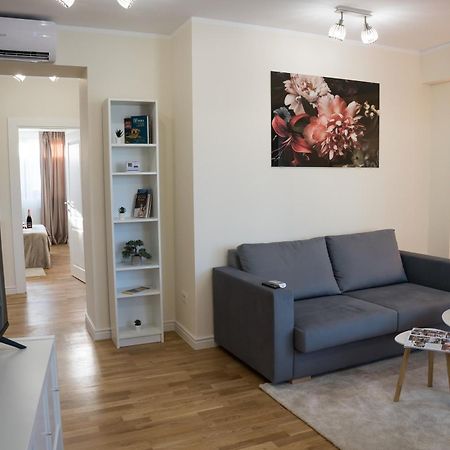 Azaleea Apartments Bukarest Kültér fotó